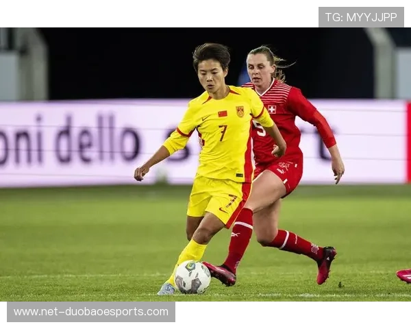 中国五大女足球星简介及她们的精彩成就和影响力 中国五大女足球星简介及她们的精彩成就和影响力