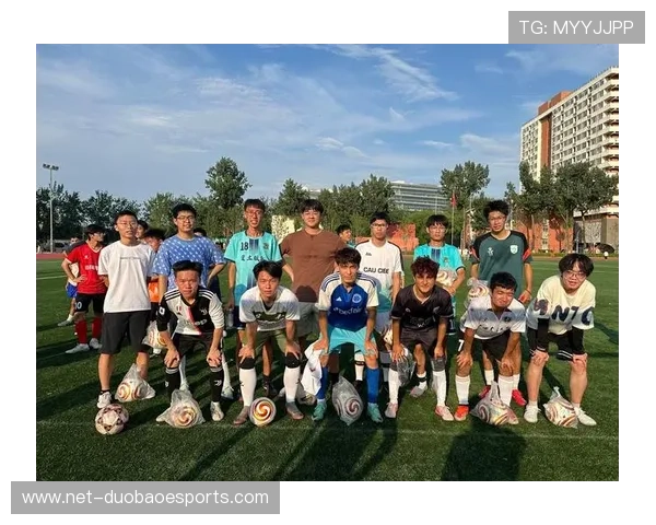 抽球星足球带你体验绿茵激情感受球员养成与竞技双重乐趣 抽球星足球带你体验绿茵激情感受球员养成与竞技双重乐趣
